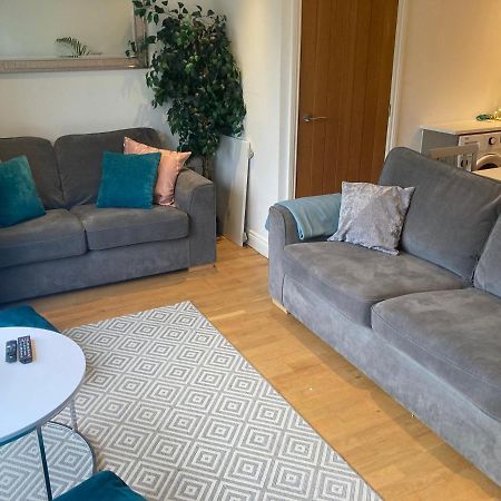 Bevendean Beach Hut - Modern 5 Bedroom House, With Parking Brighton Exterior foto